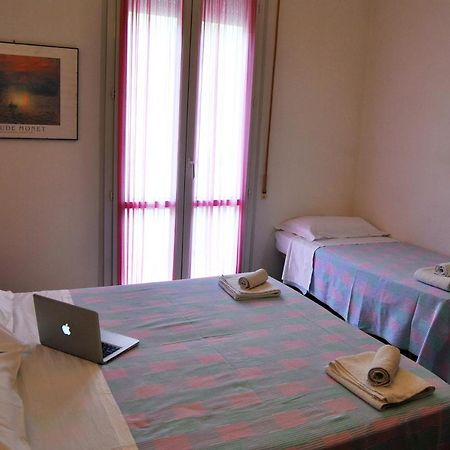 Hotel Samoa Rimini Bagian luar foto