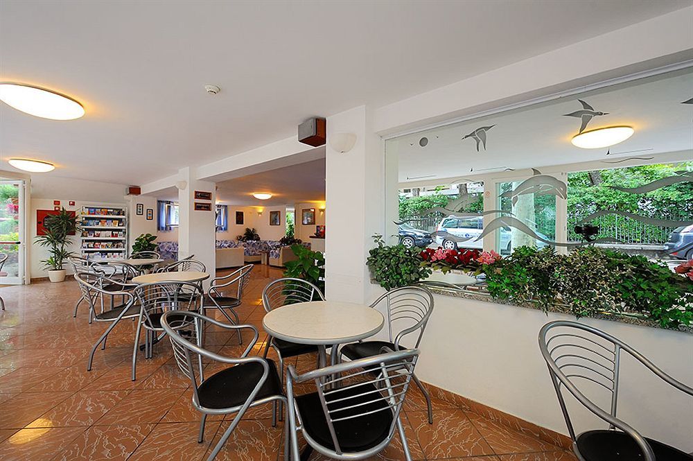 Hotel Samoa Rimini Bagian luar foto