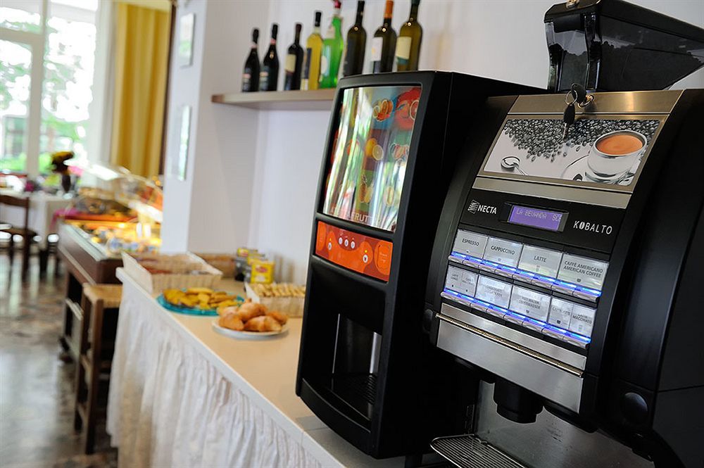 Hotel Samoa Rimini Bagian luar foto