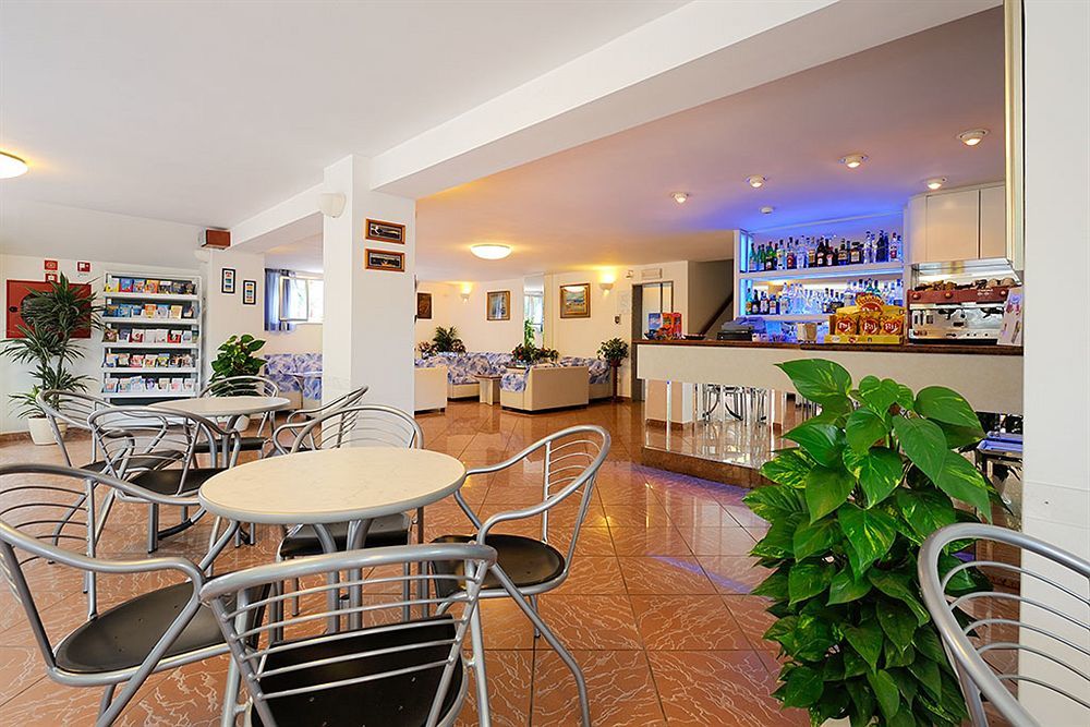 Hotel Samoa Rimini Bagian luar foto