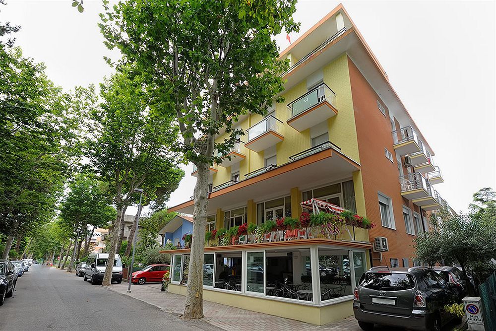 Hotel Samoa Rimini Bagian luar foto